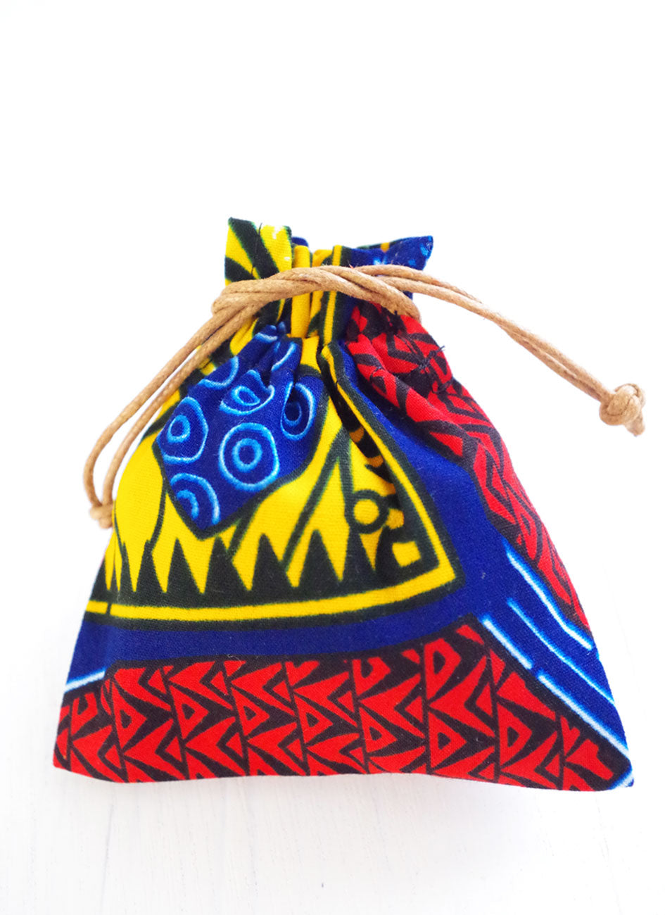 アフリカ布の巾着（レッド） – Chuui（チューイ）
