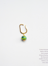 イヤーカフ（タイガー柄／アップル×グリーンMIX)