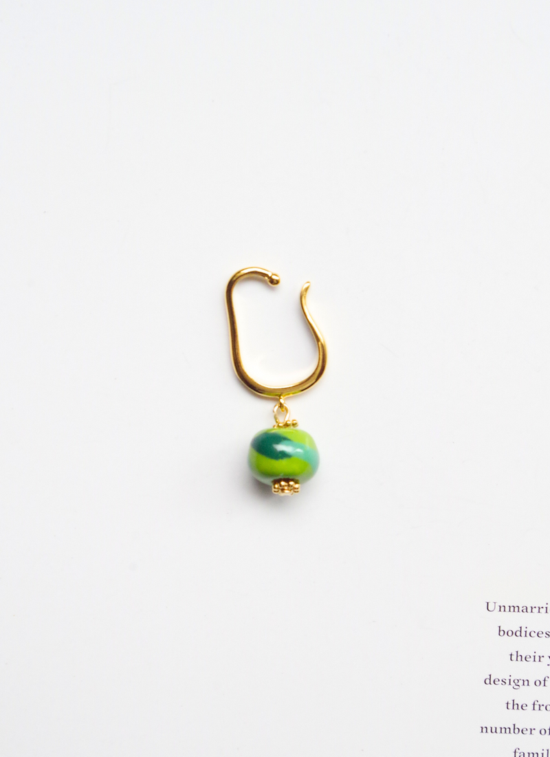 イヤーカフ（タイガー柄／アップル×グリーンMIX)