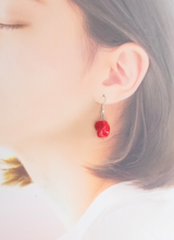ミニTWISTピアス（レッド)