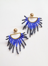 サンフラワーピアス（ブルー）