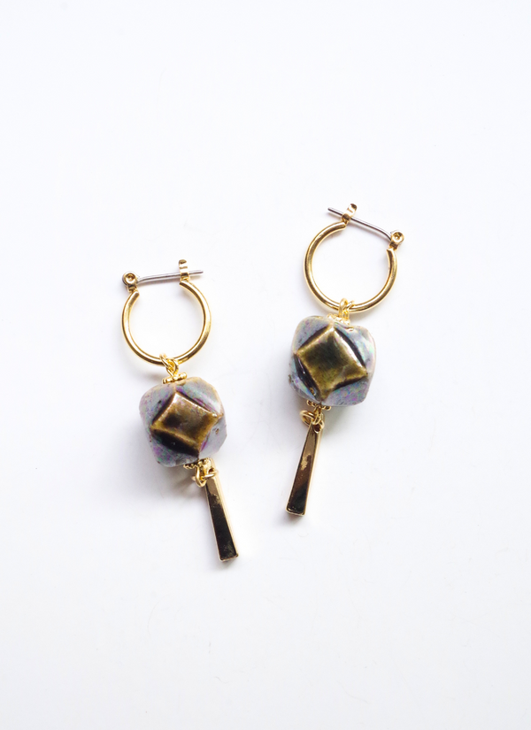 ファセットピアス（フープ・カーキブラウン)