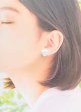 サンカクピアス（ホワイト)