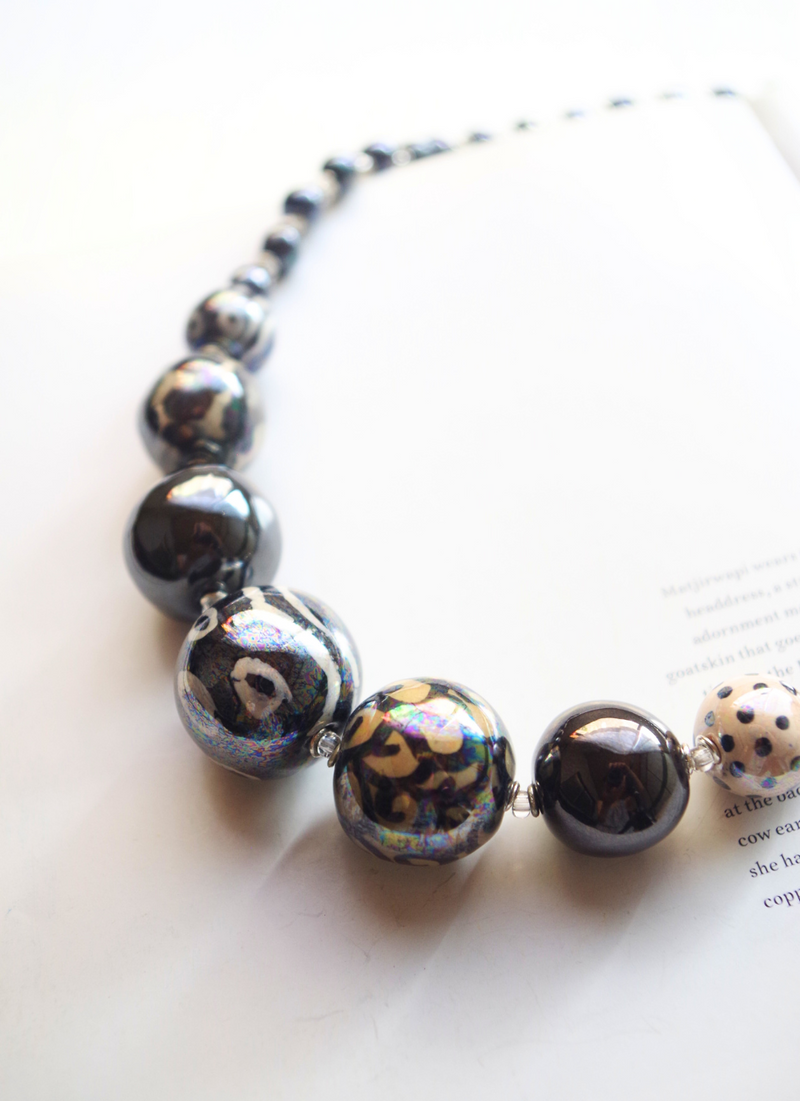 艶黒の輝き 本鼈甲ラウンドビーズネックレス 43cm 艶黒の輝き 本鼈甲 艶黒の輝き 本鼈甲ラウンドビーズネックレス 43cm 艶黒の輝き 本鼈甲