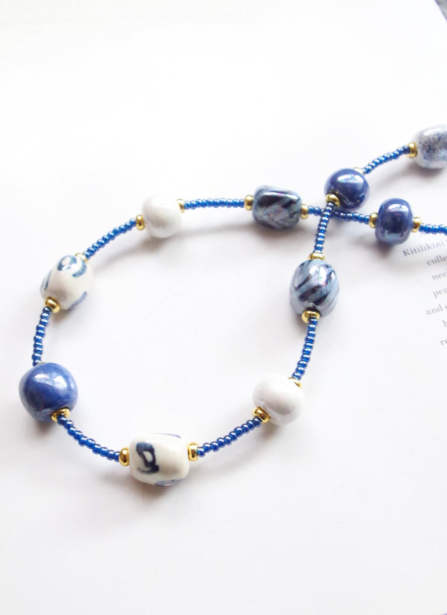 ミックスビーズネックレス（パール/ブルー＆ホワイト） – Chuui