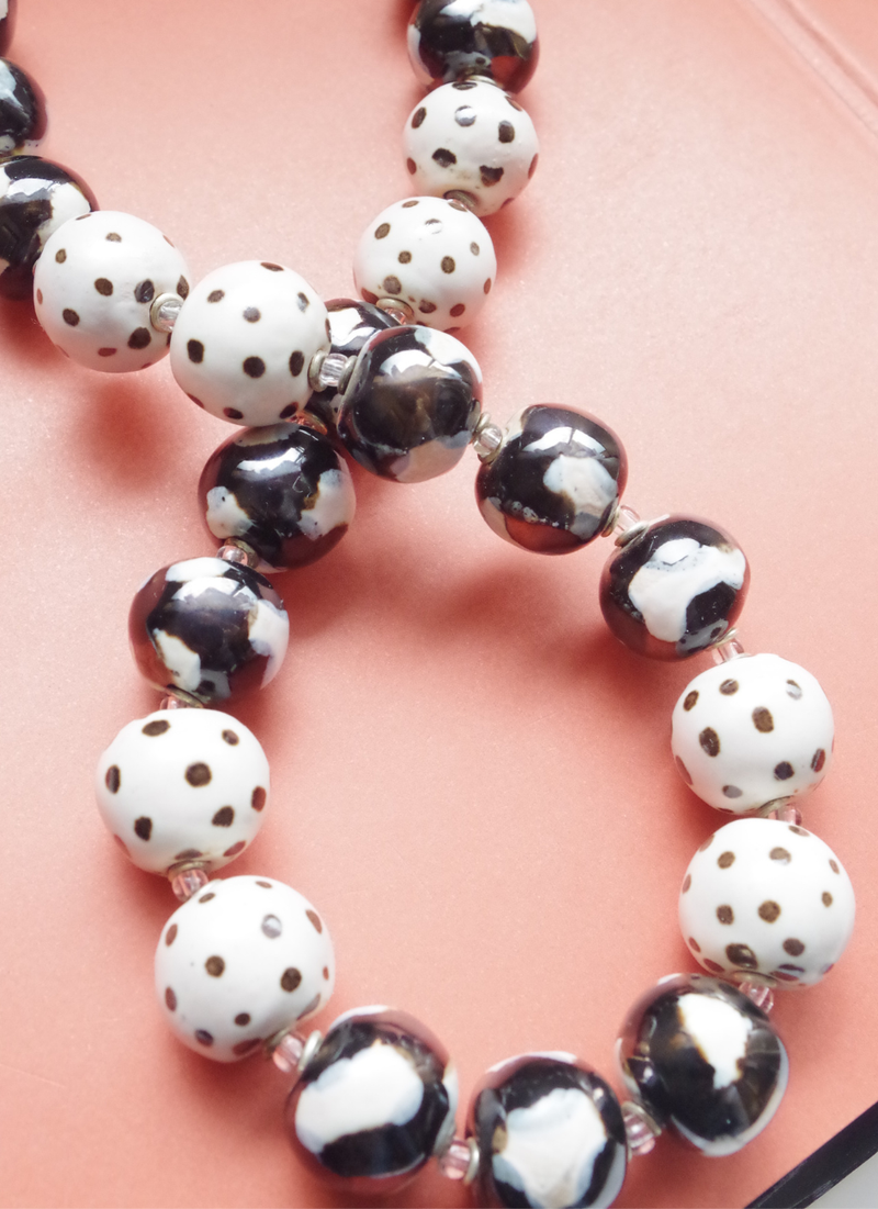 ミニ・キャンディネックレス（ドット＆エスニック柄・モノトーン)