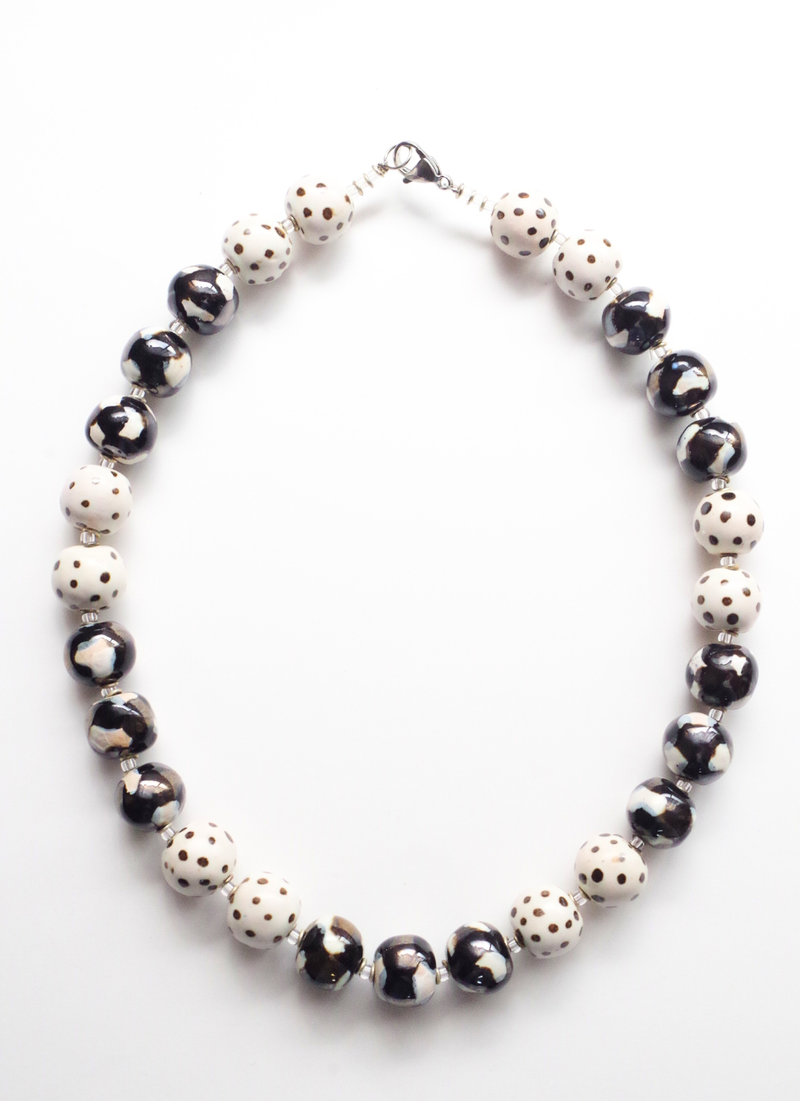 ミニ・キャンディネックレス（ドット＆エスニック柄・モノトーン)